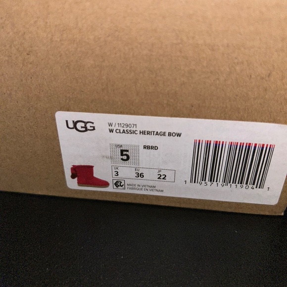 Uggs boots - Picture 1 of 4